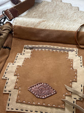 Load image into Gallery viewer, Smokin’Cactus ‘Sandy Springs ’ leather crossbody bag