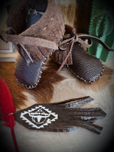 Load image into Gallery viewer, 'LITTLE FEATHER' full leather handmade moccasins