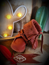 Load image into Gallery viewer, 'LITTLE FEATHER' full leather handmade moccasins