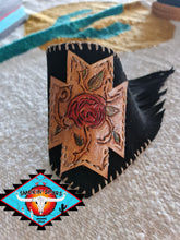 Load image into Gallery viewer, S'S  southewest tooled  leather cuff with suede fringe