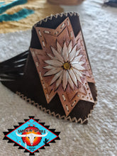 Load image into Gallery viewer, S'S  southewest tooled  leather cuff with suede fringe
