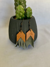 Load image into Gallery viewer, $10 Smokin&#39;Spurs handmade earring range