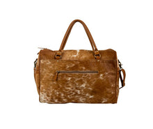 Load image into Gallery viewer, Myra cowhide travel bag