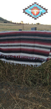 Load image into Gallery viewer, 100% Wool Falsa blanket