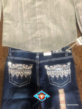 Load image into Gallery viewer, Cowgirl Hardware ‘silver crown’ Jean
