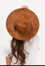 Load image into Gallery viewer, Girls  L’n’B suede Pork Pie hat