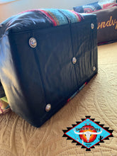 Load image into Gallery viewer, RAFTER t RANCH Co travel bag💘
